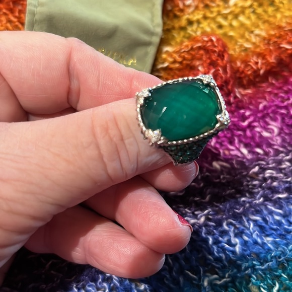 Judith Ripka Sterling Monaco Green Goddess Ring with emeralds. - Picture 4 of 9